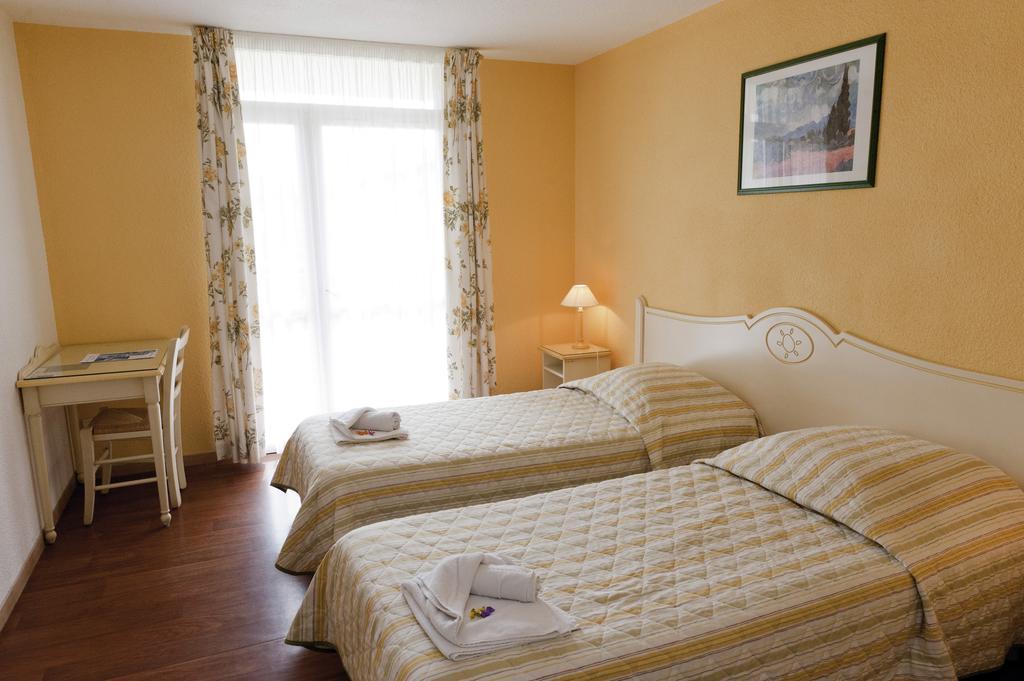 Vtf Les Florans Hotel Bedoin Exterior photo