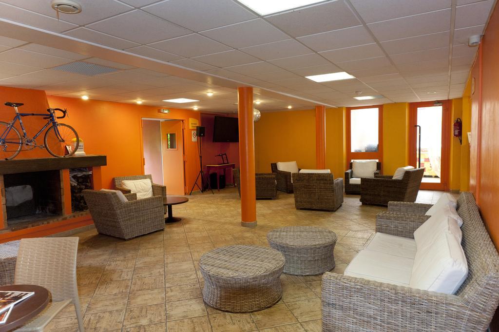 Vtf Les Florans Hotel Bedoin Exterior photo